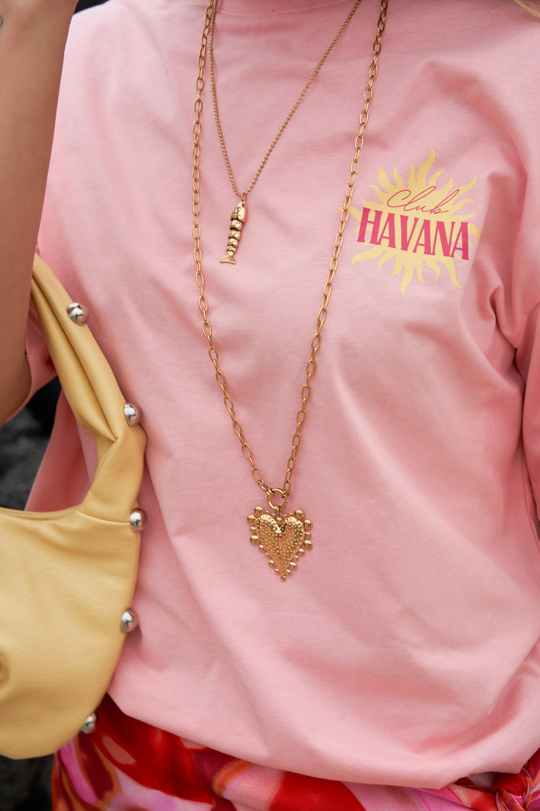 Gelaagde ketting met chunky hart charm