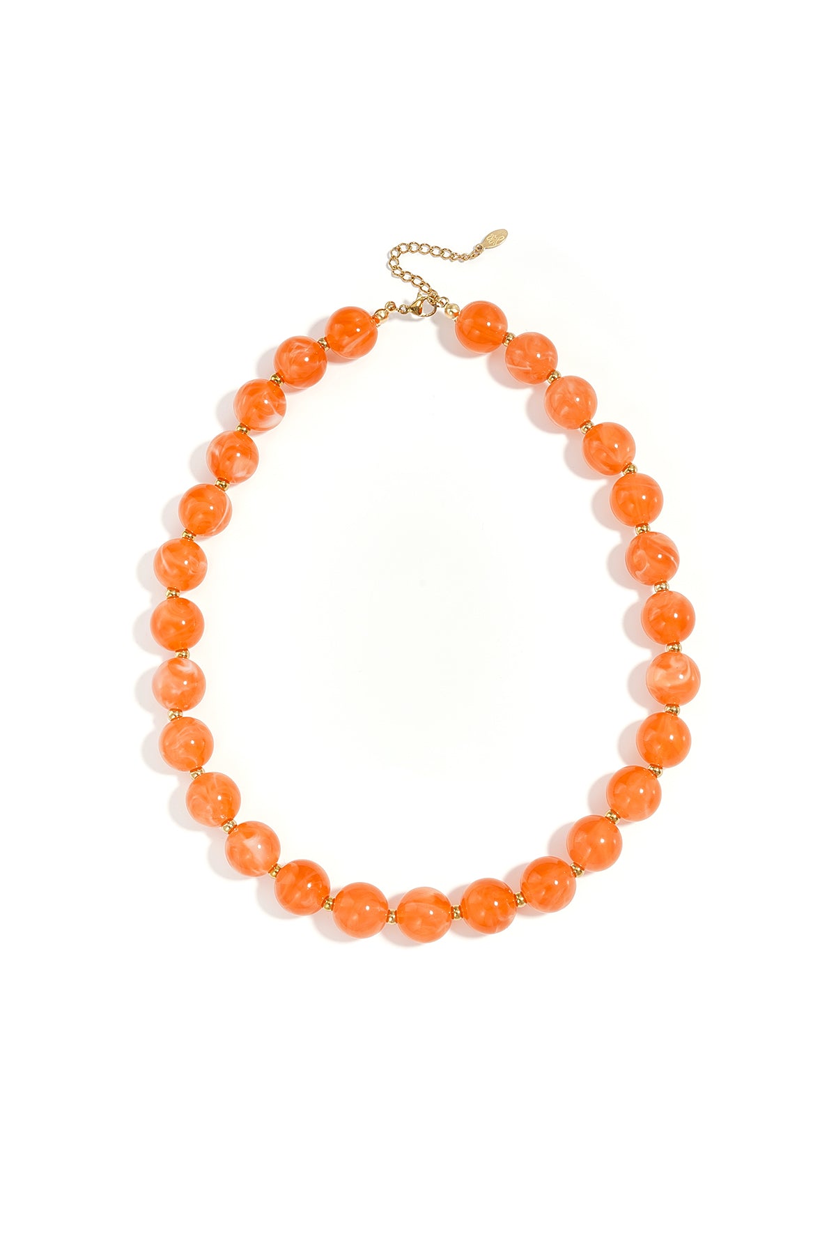 Kralenketting met goude kraaltjes tussendoor 13.5mm