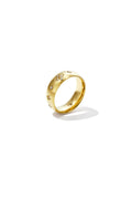 Ring met steentjes in klaver patroon